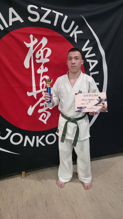 34 medale karateków z Ostródy w Jonkowie