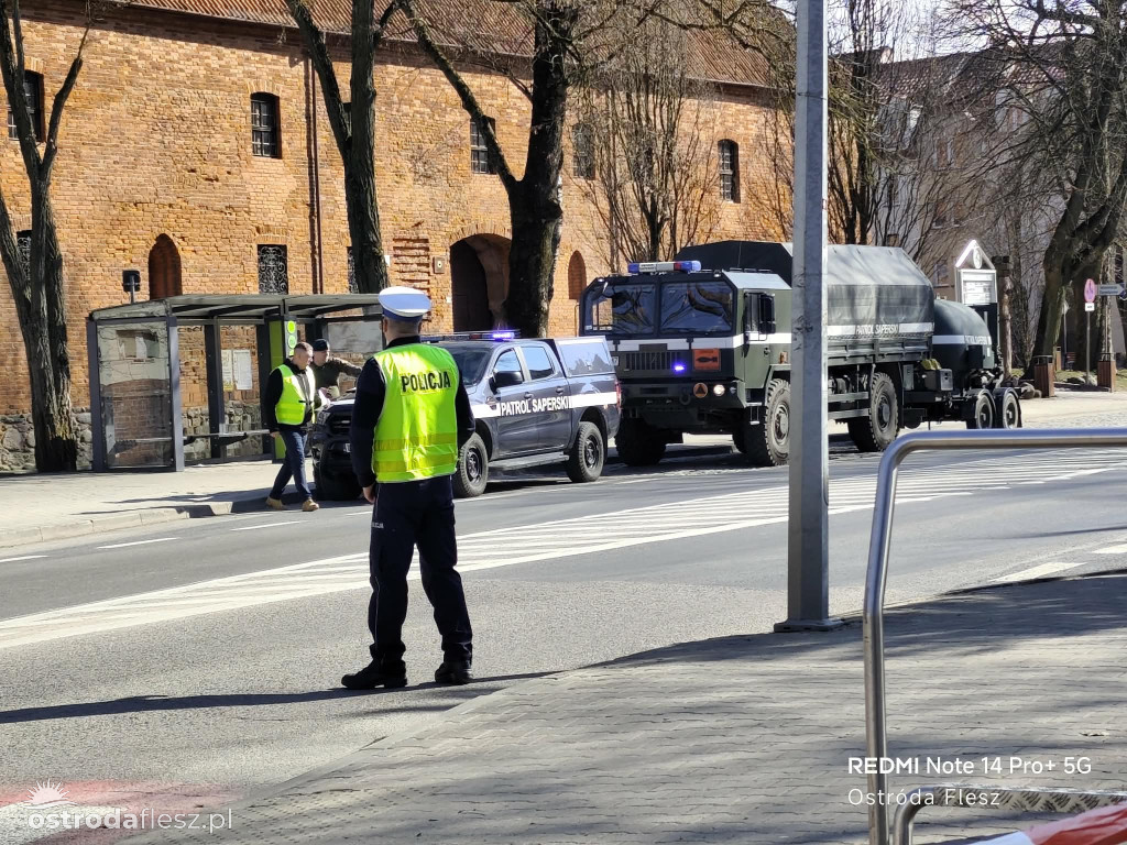 Niewybuch w Drwęcy tuż przy Urzędzie Miejskim