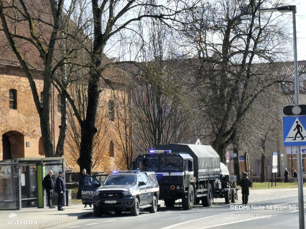 Niewybuch w Drwęcy tuż przy Urzędzie Miejskim