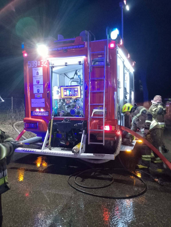 Mostkowo: Nocny pożar domu wielorodzinnego