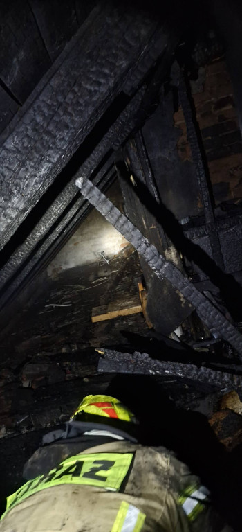 Mostkowo: Nocny pożar domu wielorodzinnego