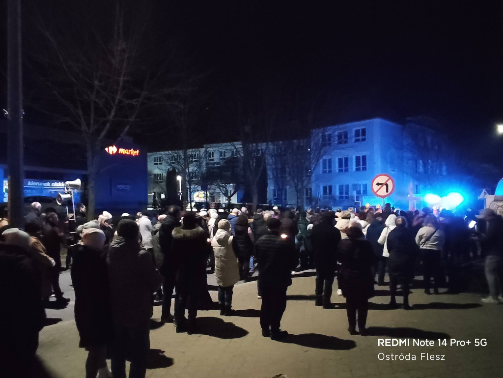 Ostróda: Tłumy wiernych na Drodze Krzyżowej