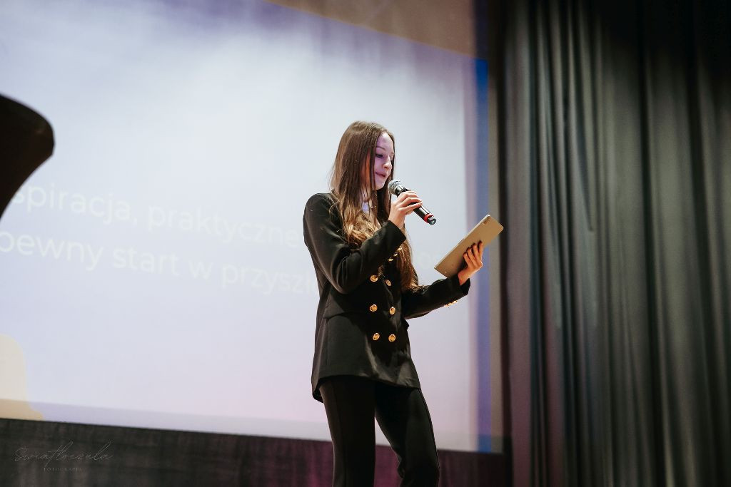 Młodzi tworzą przyszłość – konferencja, która pokazała siłę działania