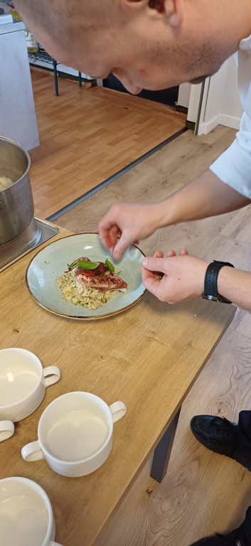 Nauczyciele brali udział w warsztatach kulinarnych