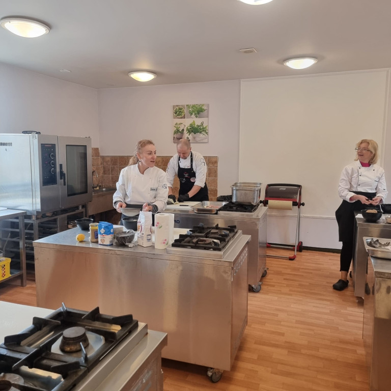 Nauczyciele brali udział w warsztatach kulinarnych