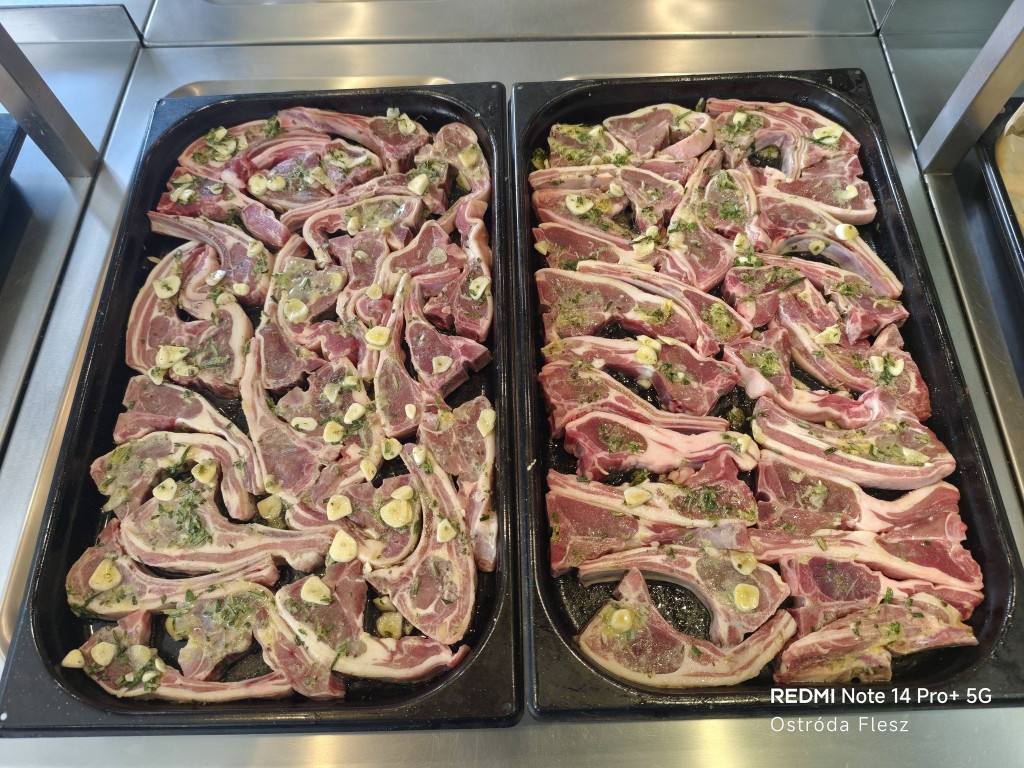 Bałkańskie smaki w szkolnej kuchni w Rolniku