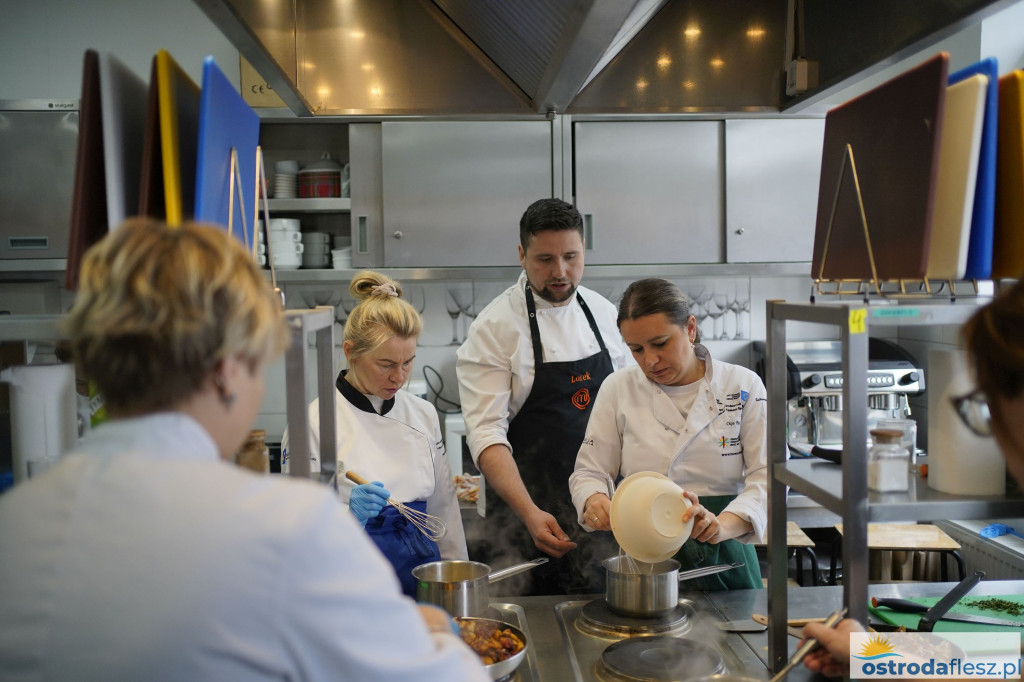 Bałkańskie smaki w szkolnej kuchni w Rolniku