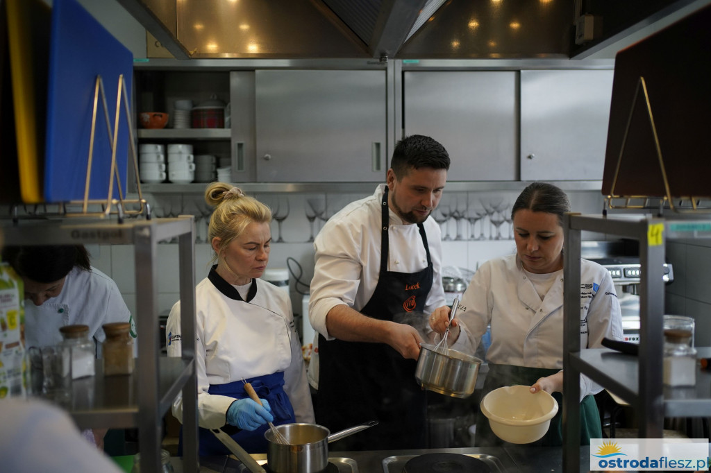 Bałkańskie smaki w szkolnej kuchni w Rolniku