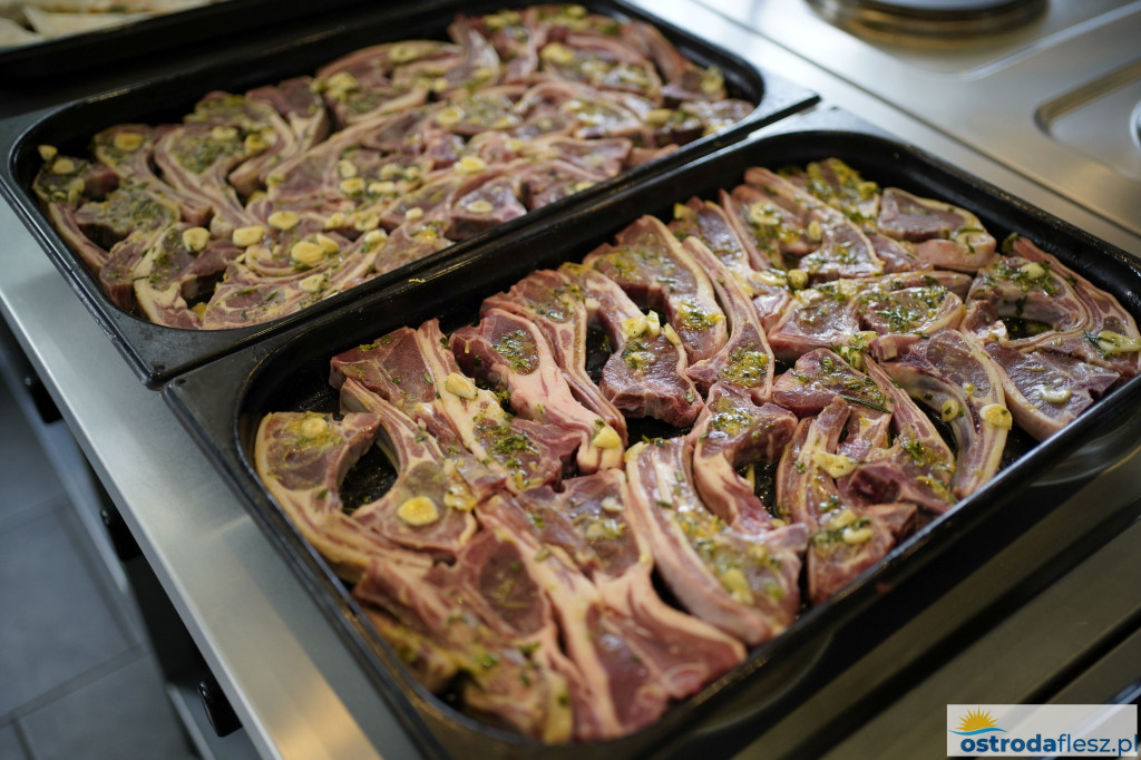 Bałkańskie smaki w szkolnej kuchni w Rolniku