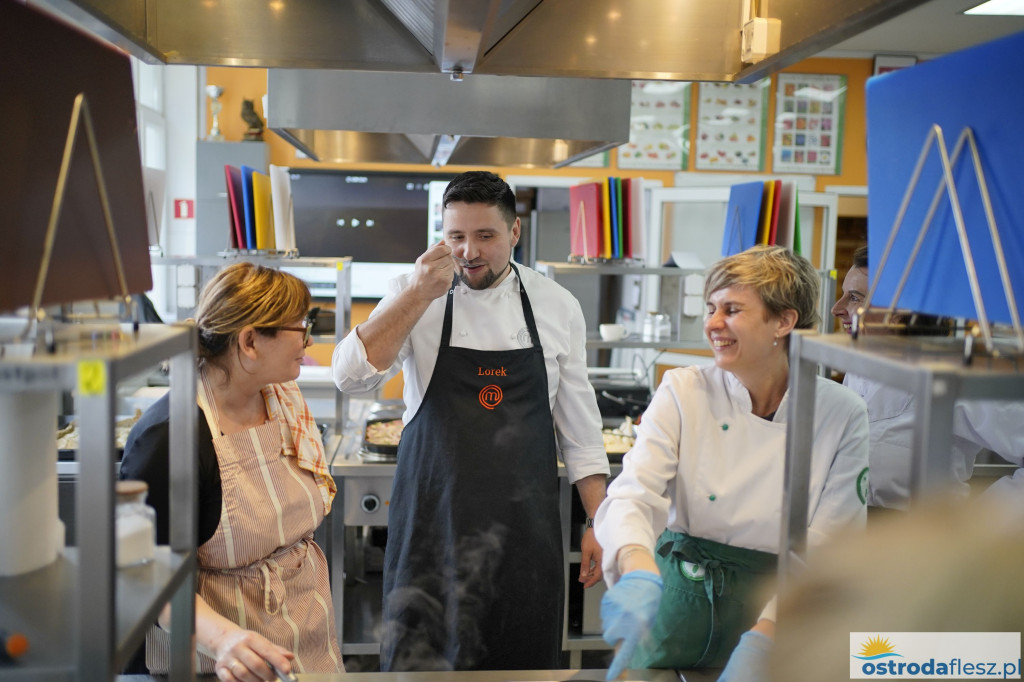 Bałkańskie smaki w szkolnej kuchni w Rolniku