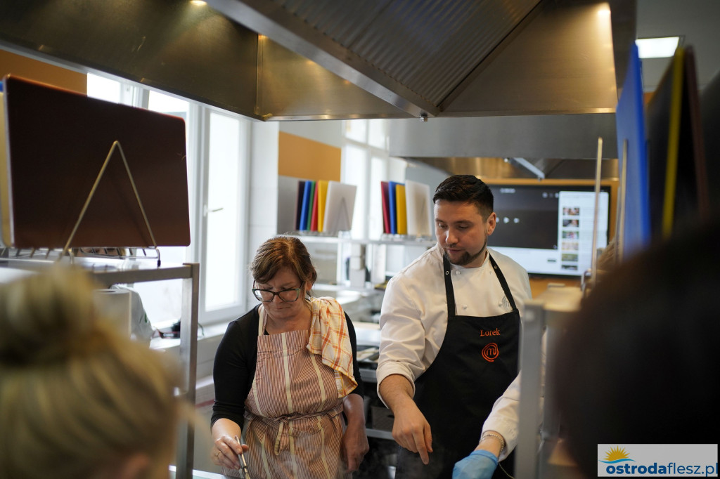 Bałkańskie smaki w szkolnej kuchni w Rolniku