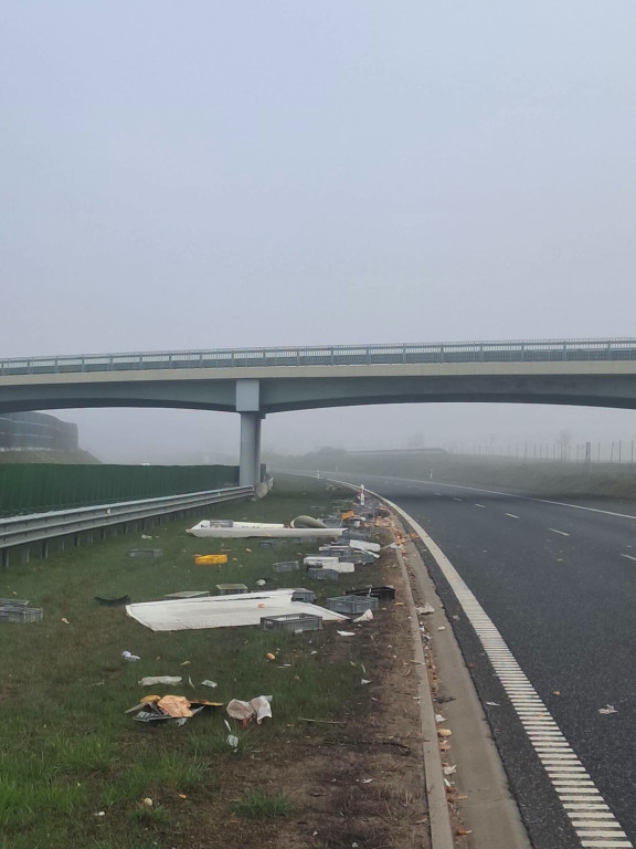 Frąknowo: Wybuch butli CNG w dostawczaku na S7