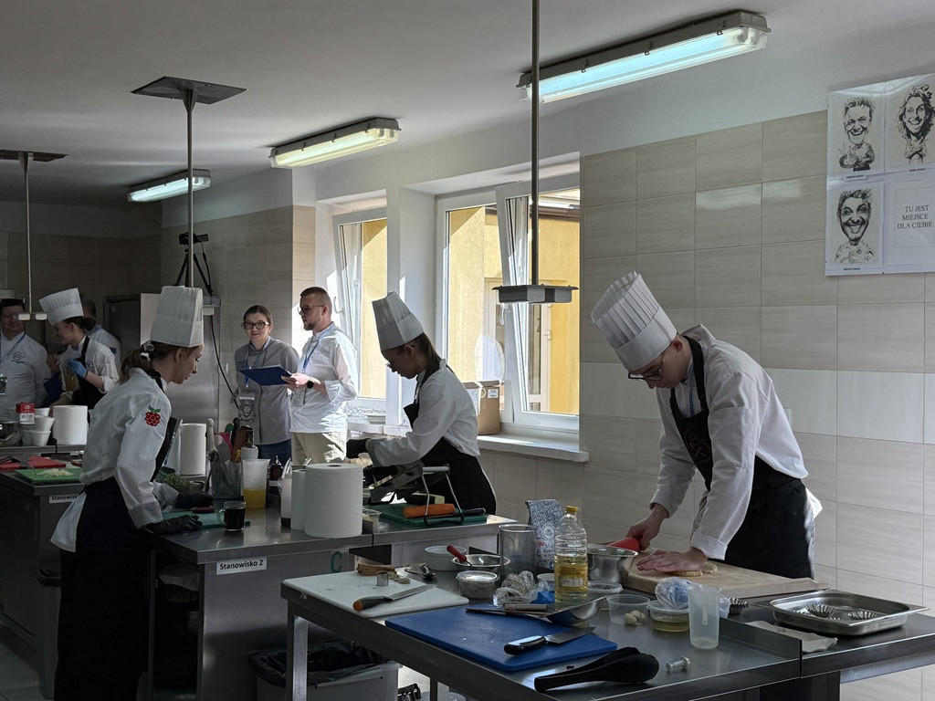 Ostródzkie mistrzynie kulinarne z Ekonomika!