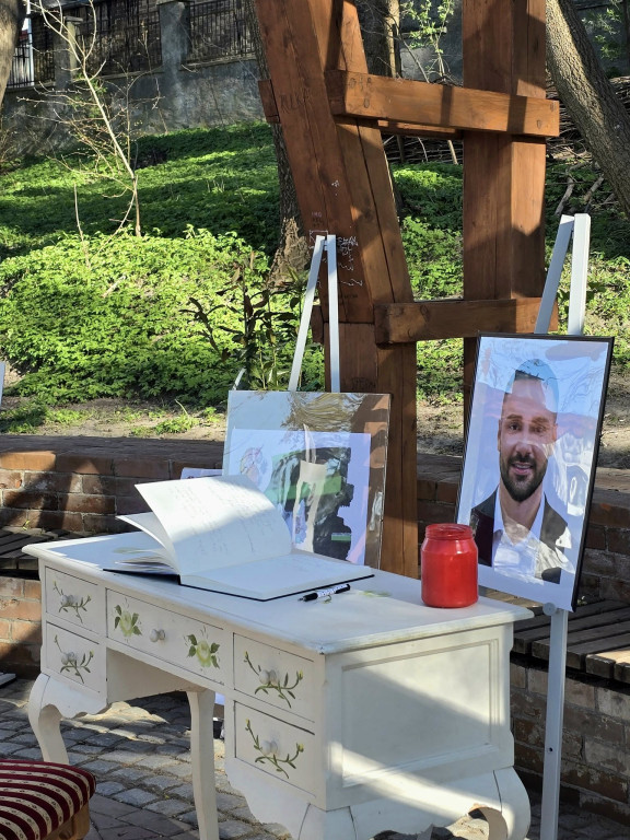 Ostróda uczciła Łukasza Litewkę w Ogrodzie Różanym