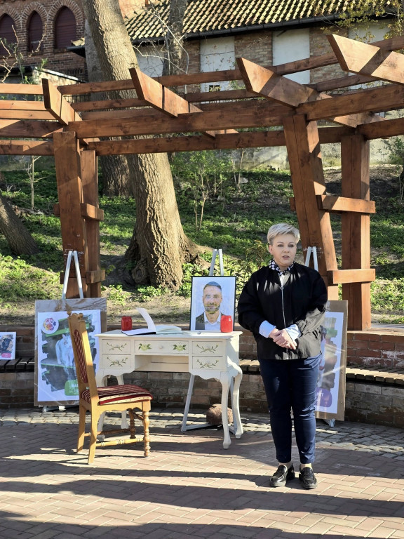 Ostróda uczciła Łukasza Litewkę w Ogrodzie Różanym