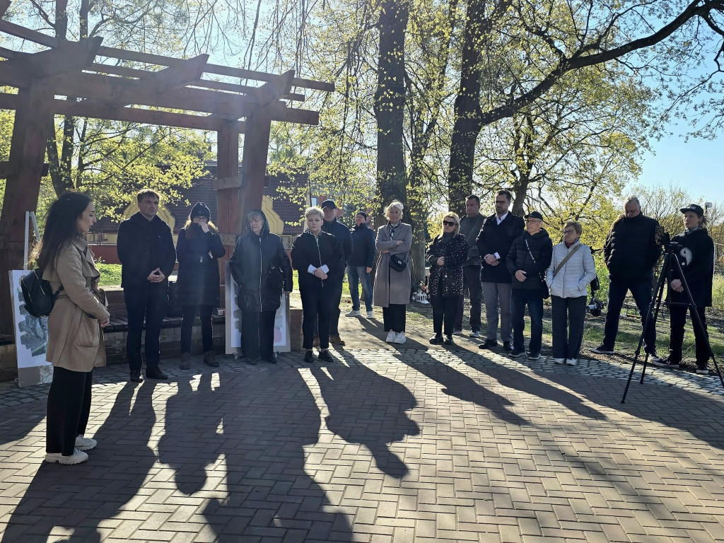 Ostróda uczciła Łukasza Litewkę w Ogrodzie Różanym