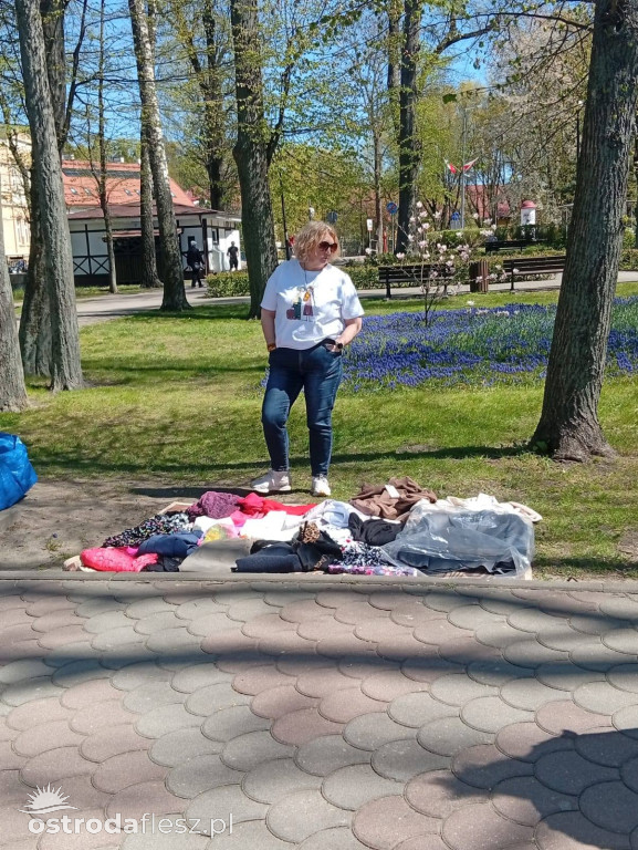 Pchli Targ nad jeziorem przyciągnął tłumy