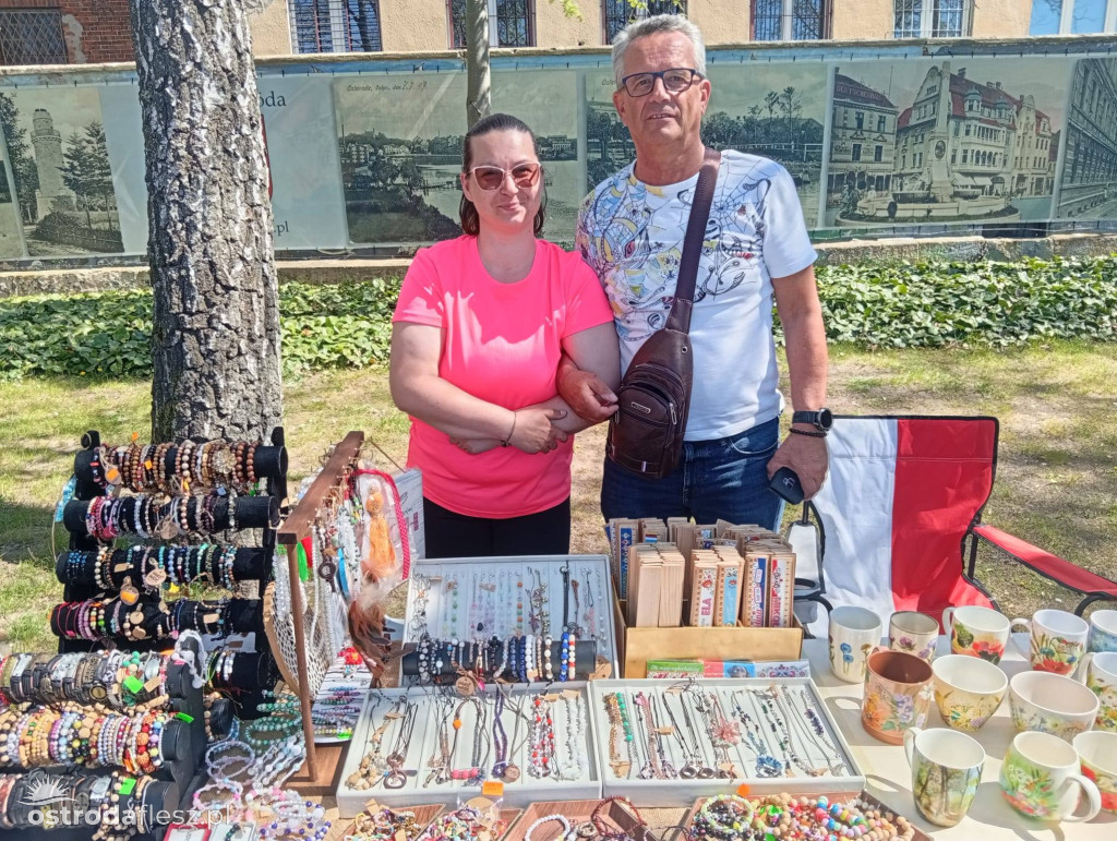 Pchli Targ nad jeziorem przyciągnął tłumy