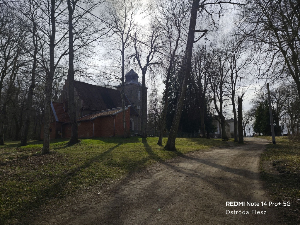 Zapomniana perła pod Ostródą. Park w Dylewie