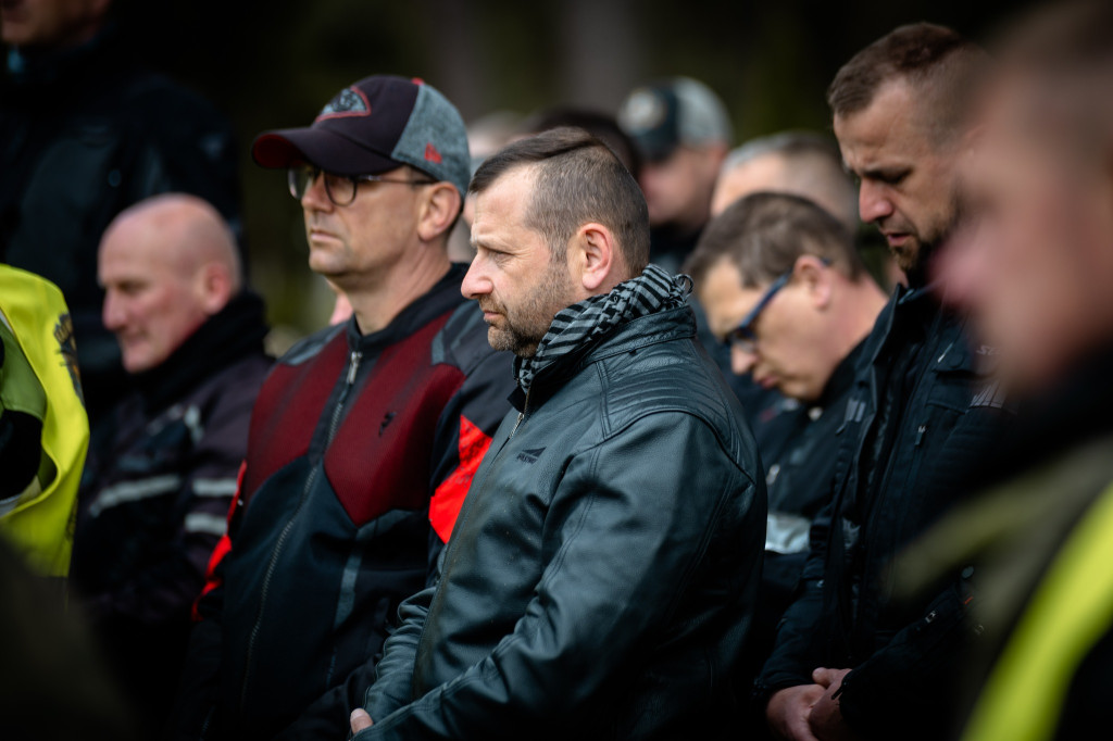 Oddali hołd poległym żołnierzom. Poruszający gest