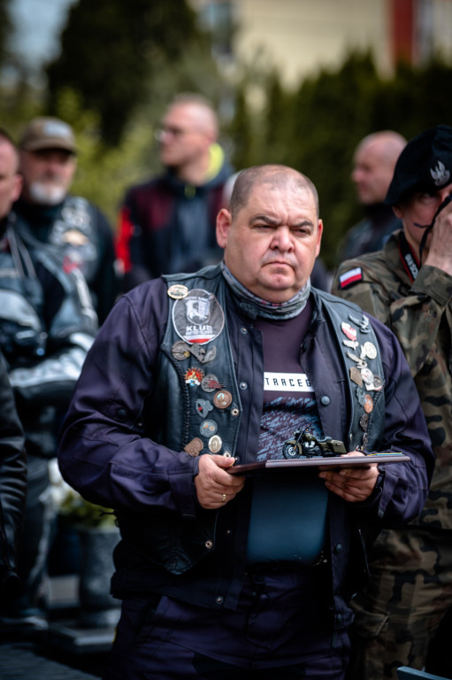 Oddali hołd poległym żołnierzom. Poruszający gest
