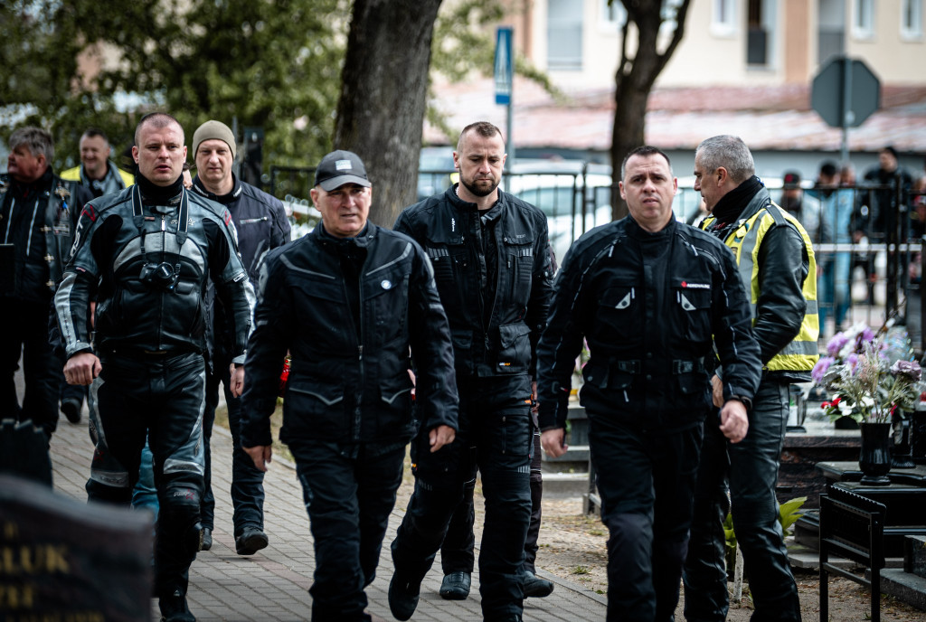 Oddali hołd poległym żołnierzom. Poruszający gest