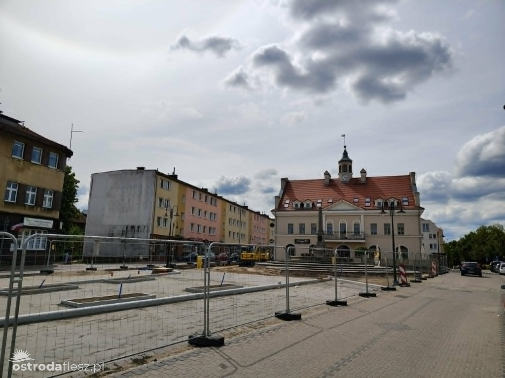 Plac Tysiąclecia w Ostródzie zmienia swoje oblicze