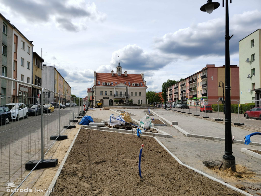 Plac Tysiąclecia w Ostródzie zmienia swoje oblicze