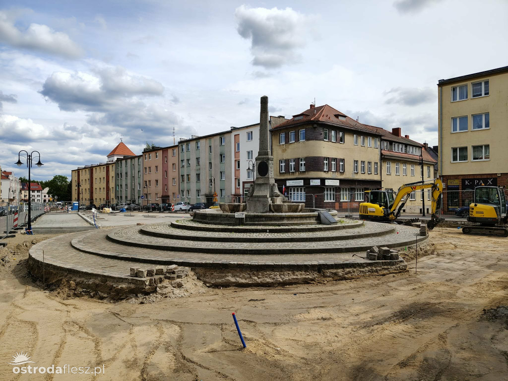 Plac Tysiąclecia w Ostródzie zmienia swoje oblicze