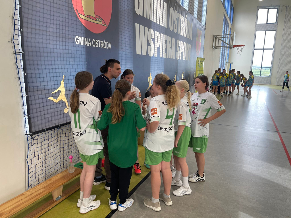 Młode szczypiornistki rywalizowały w Idzbarku