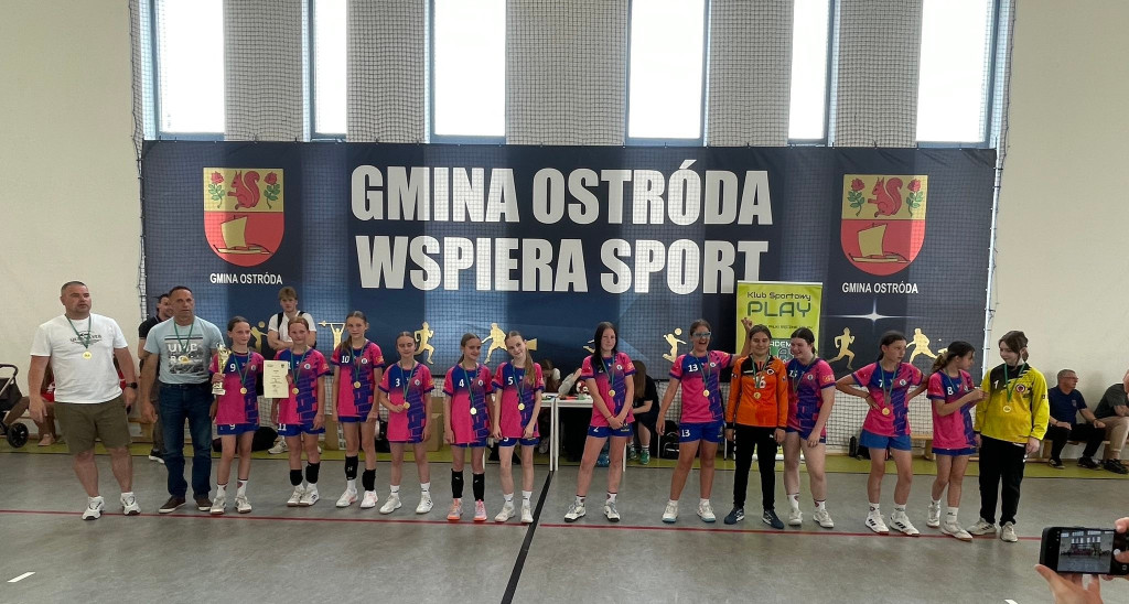 Młode szczypiornistki rywalizowały w Idzbarku