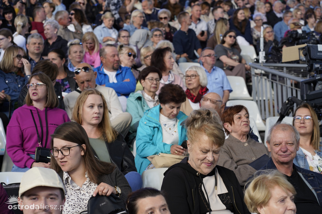 Ostróda: Gwiazdy śpiewały Grechutę