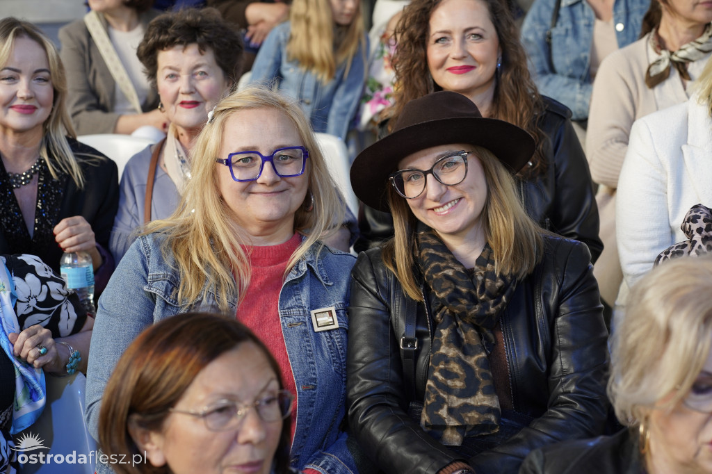 Ostróda: Gwiazdy śpiewały Grechutę