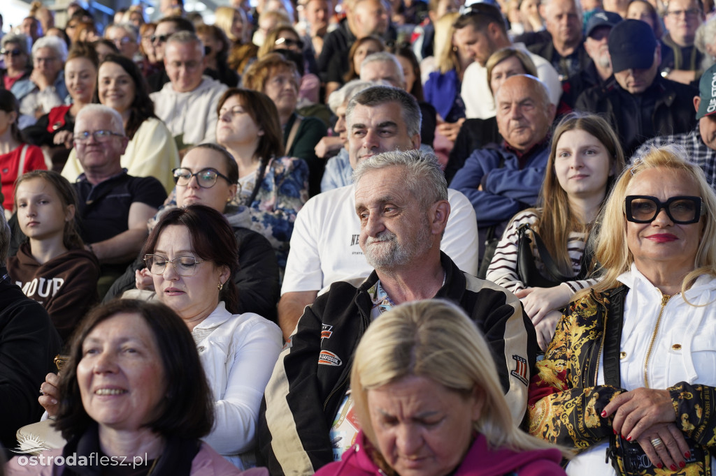 Ostróda: Gwiazdy śpiewały Grechutę