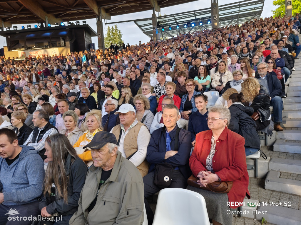 Ostróda: Gwiazdy śpiewały Grechutę
