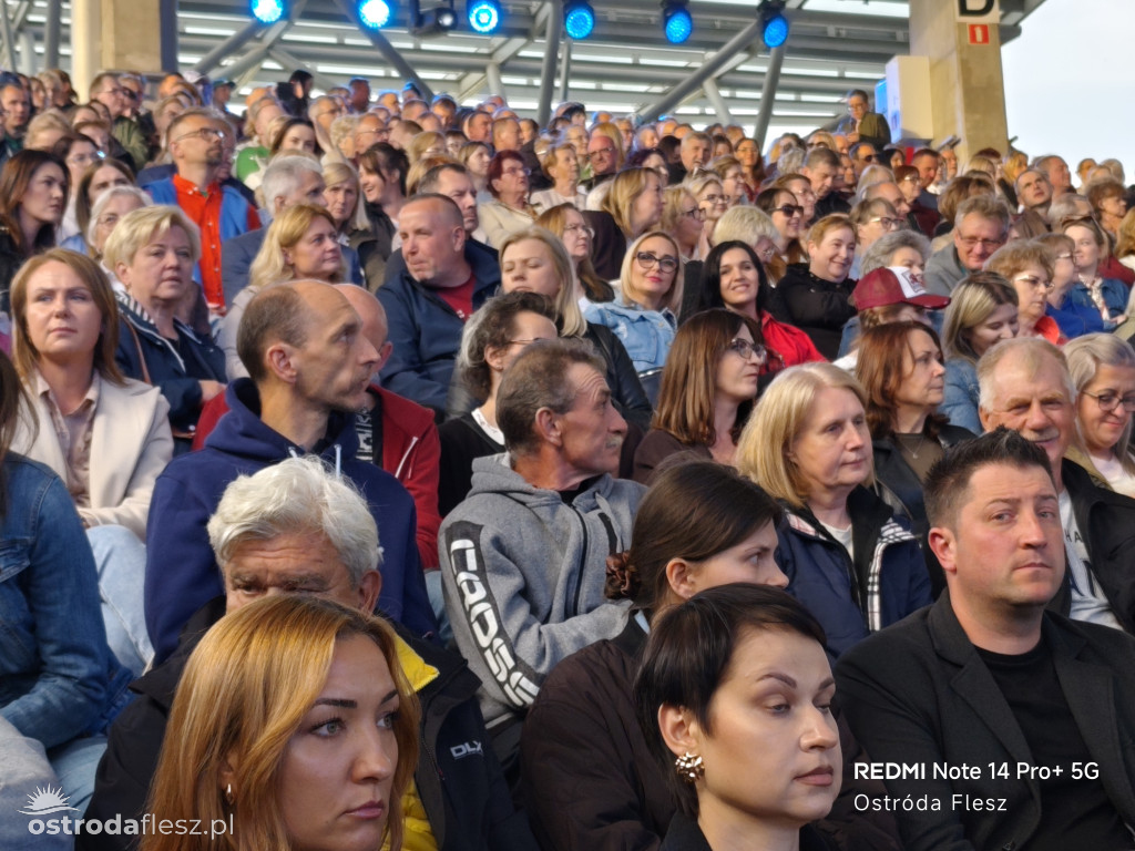 Ostróda: Gwiazdy śpiewały Grechutę