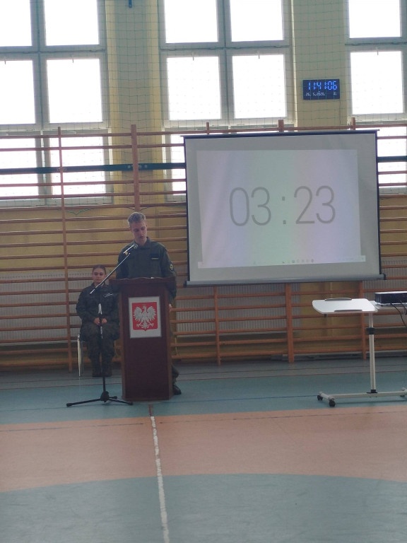 Gorąca debata oksfordzka w morąskim ZSZiO