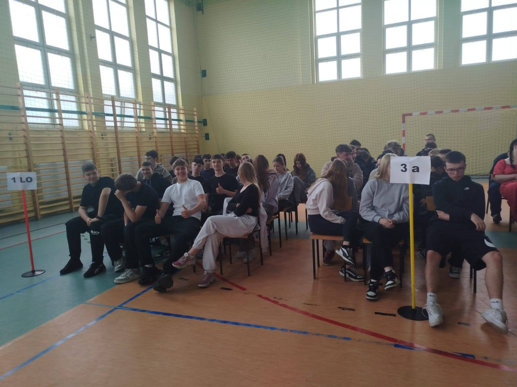 Gorąca debata oksfordzka w morąskim ZSZiO