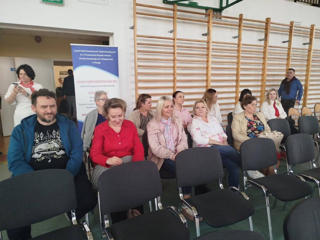 Gorąca debata oksfordzka w morąskim ZSZiO
