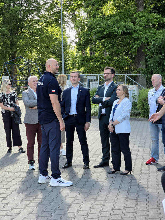 Dofinasowanie na remont bocznego boiska na stadionie