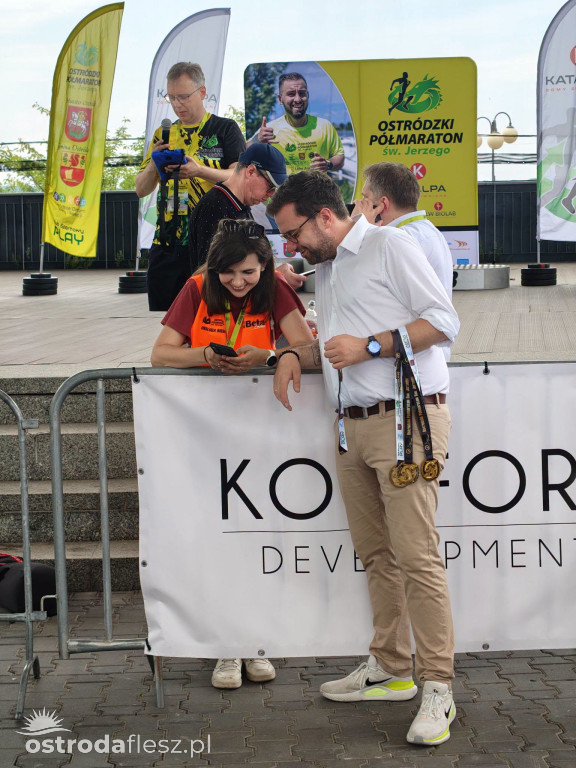 A. Przybyła i S. Kopiczko wygrywają Półmaraton