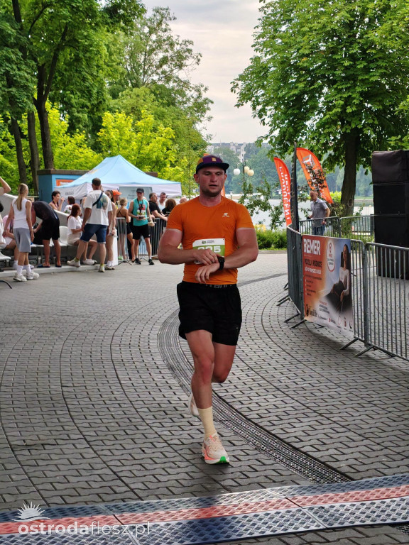 A. Przybyła i S. Kopiczko wygrywają Półmaraton