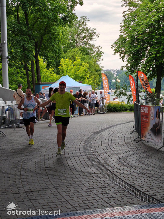A. Przybyła i S. Kopiczko wygrywają Półmaraton