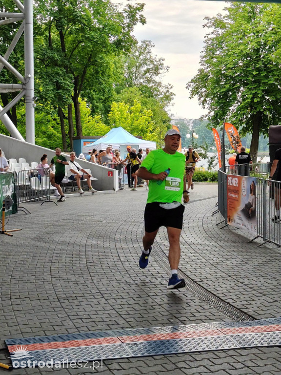 A. Przybyła i S. Kopiczko wygrywają Półmaraton