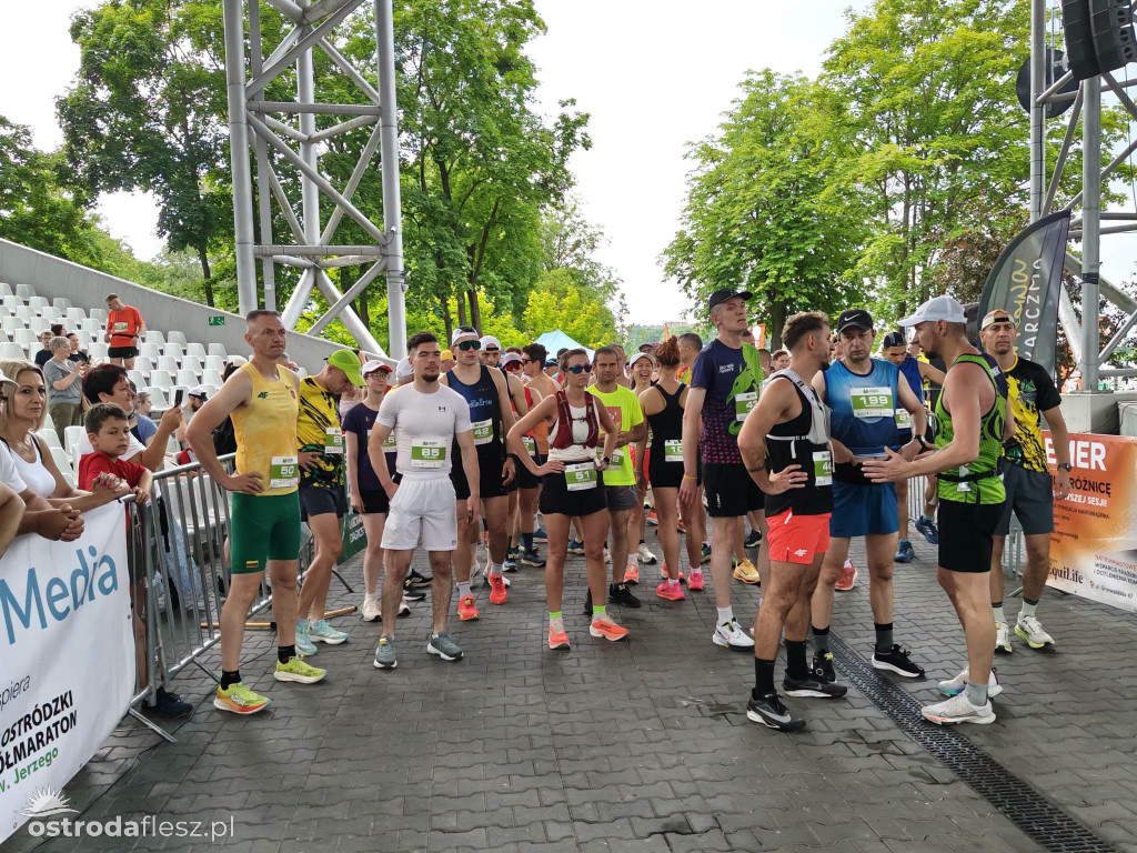 A. Przybyła i S. Kopiczko wygrywają Półmaraton