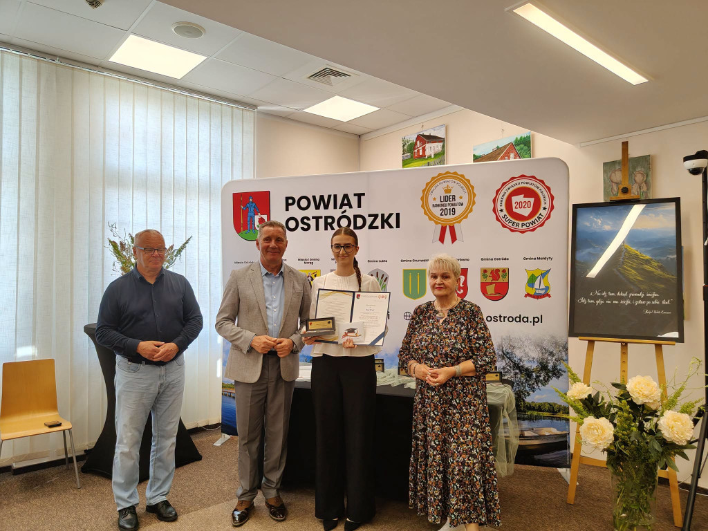 To najlepsi absolwenci szkół średnich w powiecie