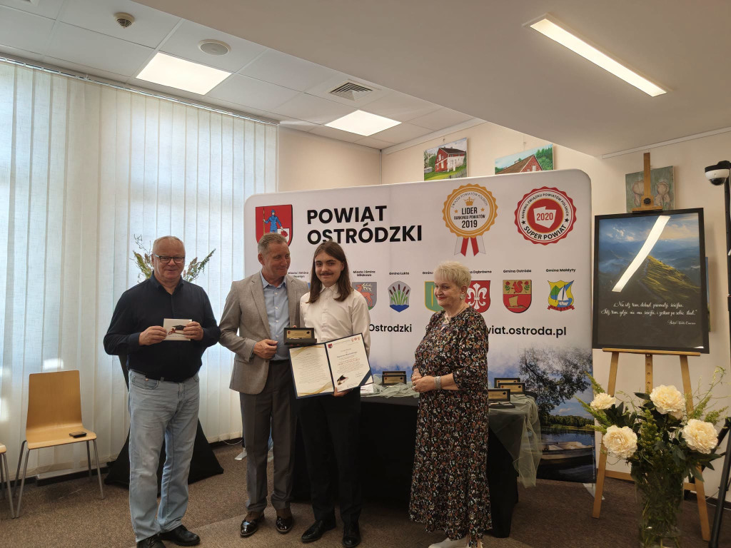 To najlepsi absolwenci szkół średnich w powiecie