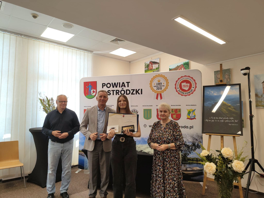 To najlepsi absolwenci szkół średnich w powiecie