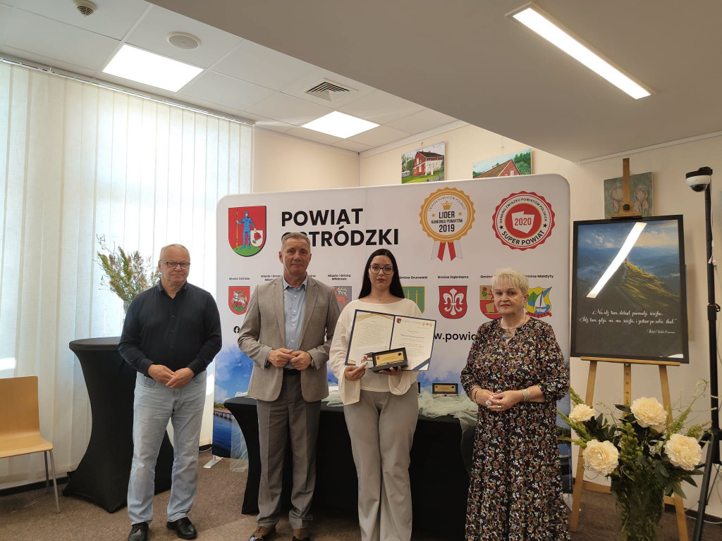 To najlepsi absolwenci szkół średnich w powiecie