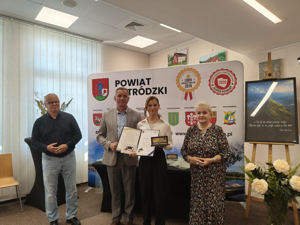 To najlepsi absolwenci szkół średnich w powiecie